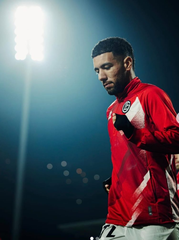 صراعٌ محتدم بين بيراميدز و الزمالك على نجم جزائري