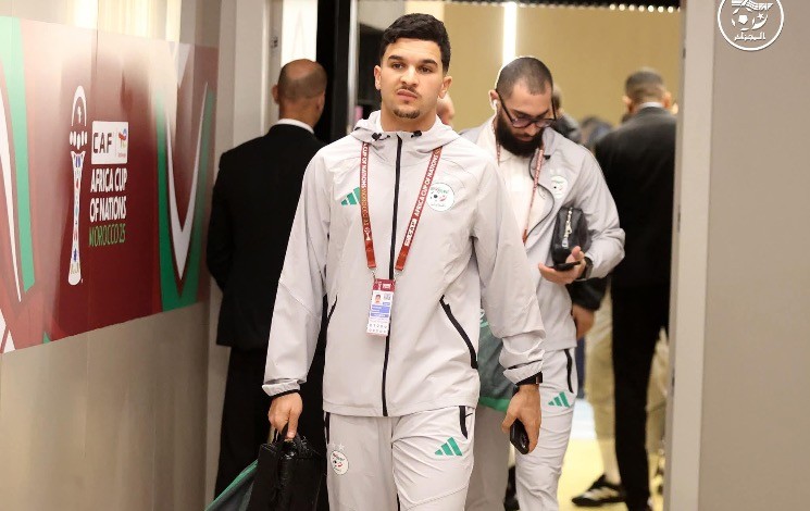 نجم جزائري يرفض الانضمام إلى الأهلي