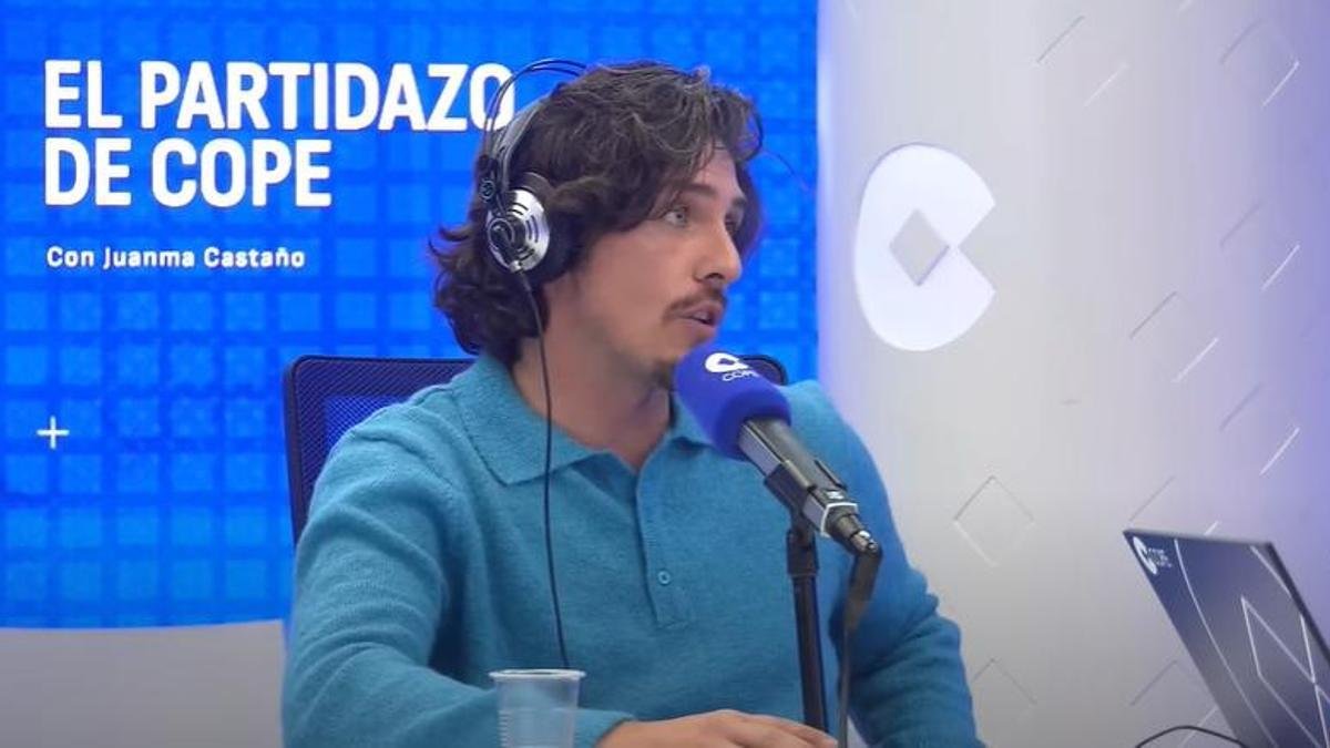 رئيس نادٍ إسباني يطارد لاعبين مسلمين بقطعة لحم خنزير