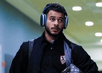 لا مفاوضات بين الأهلي ونبيل عماد دونجا