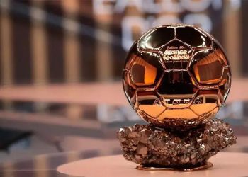 نجم منتخب مصر السابق يرشح 5 نجوم للتتويج بالكرة الذهبية