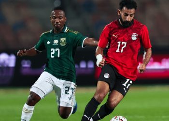 الناقد الرياضي فتحي سند يشن هجوماً حاداً على أداء منتخب مصر بعد السقوط أمام جنوب أفريقيا